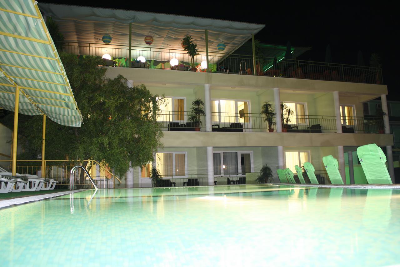زاتوكا Green Hotel-Club المظهر الخارجي الصورة