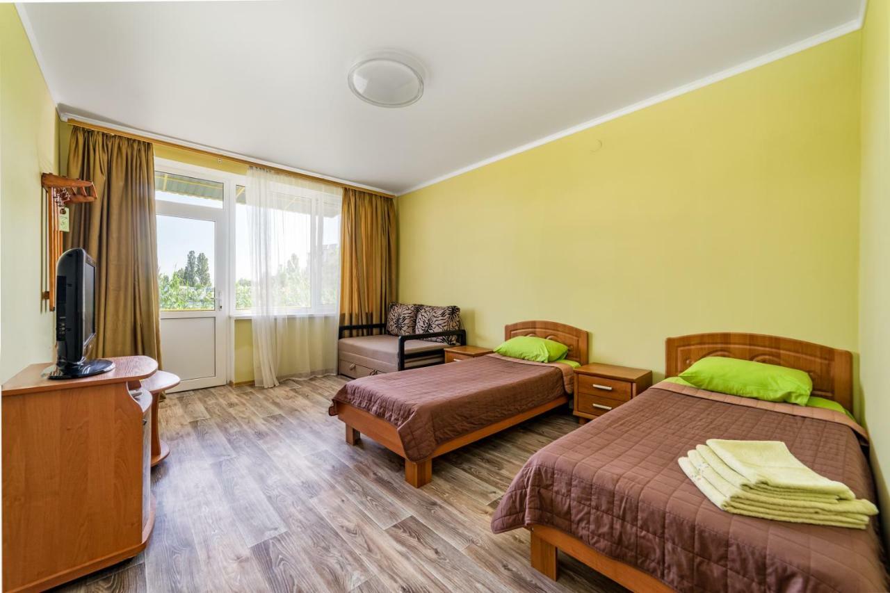 زاتوكا Green Hotel-Club المظهر الخارجي الصورة