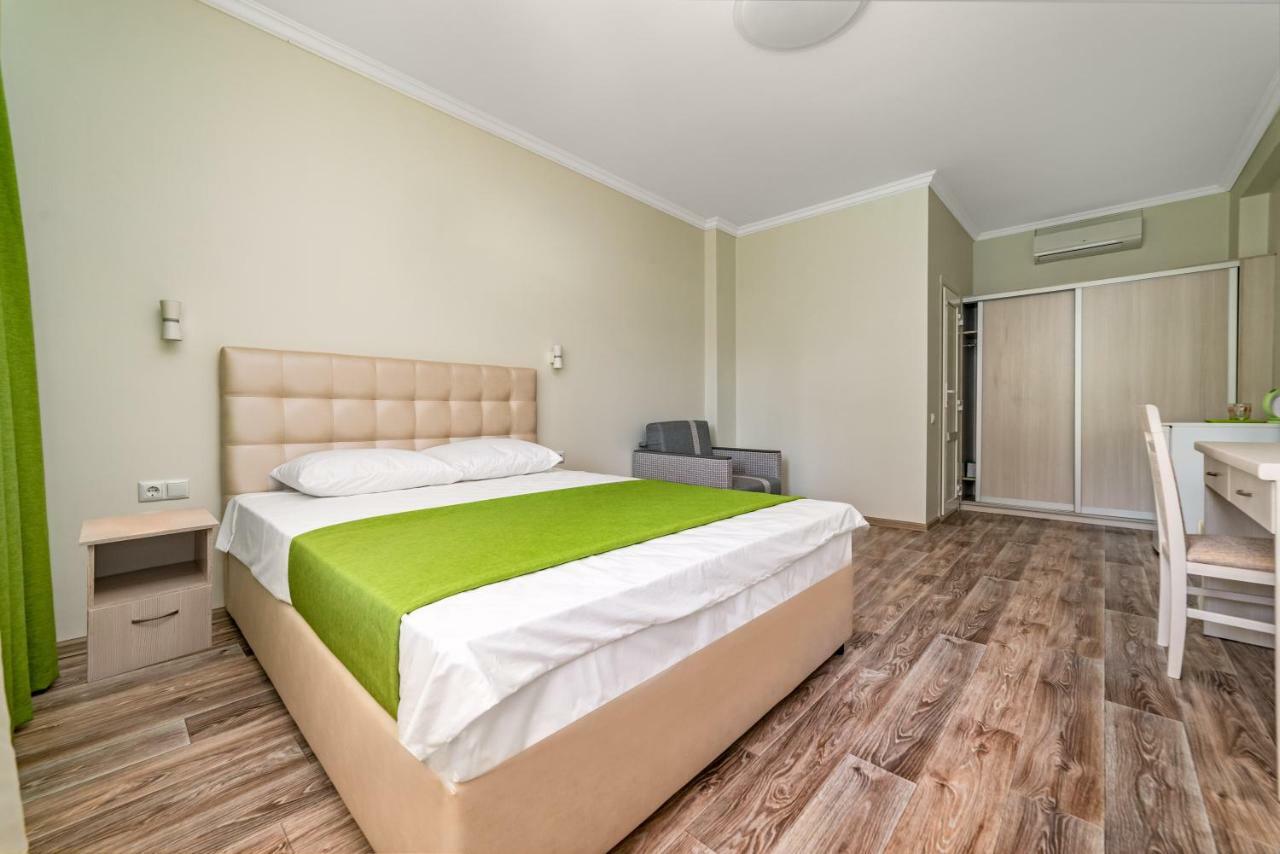 زاتوكا Green Hotel-Club المظهر الخارجي الصورة