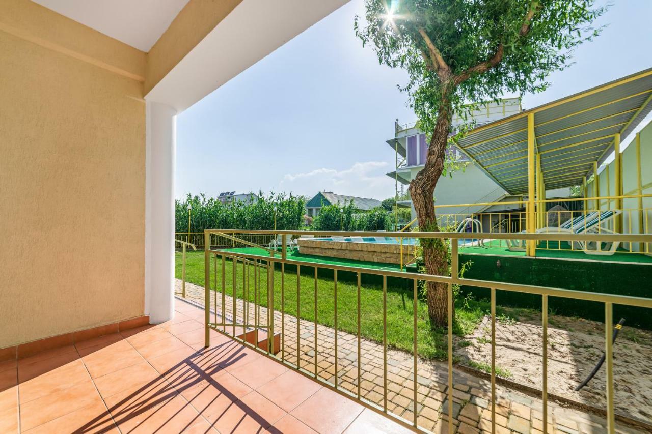 زاتوكا Green Hotel-Club المظهر الخارجي الصورة